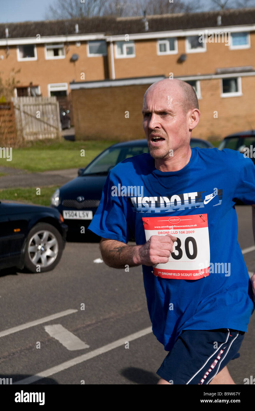 Long distance/marathon runner competing in the Dronfield 10K fun run