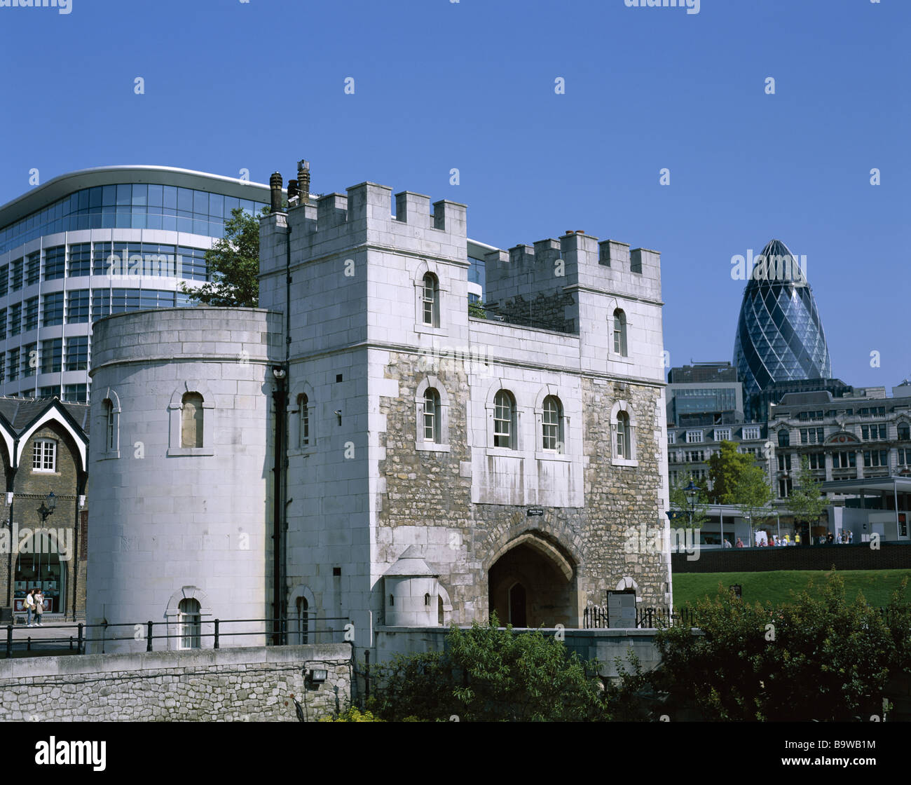 Office building architect hi-res stock photography and images - Alamy