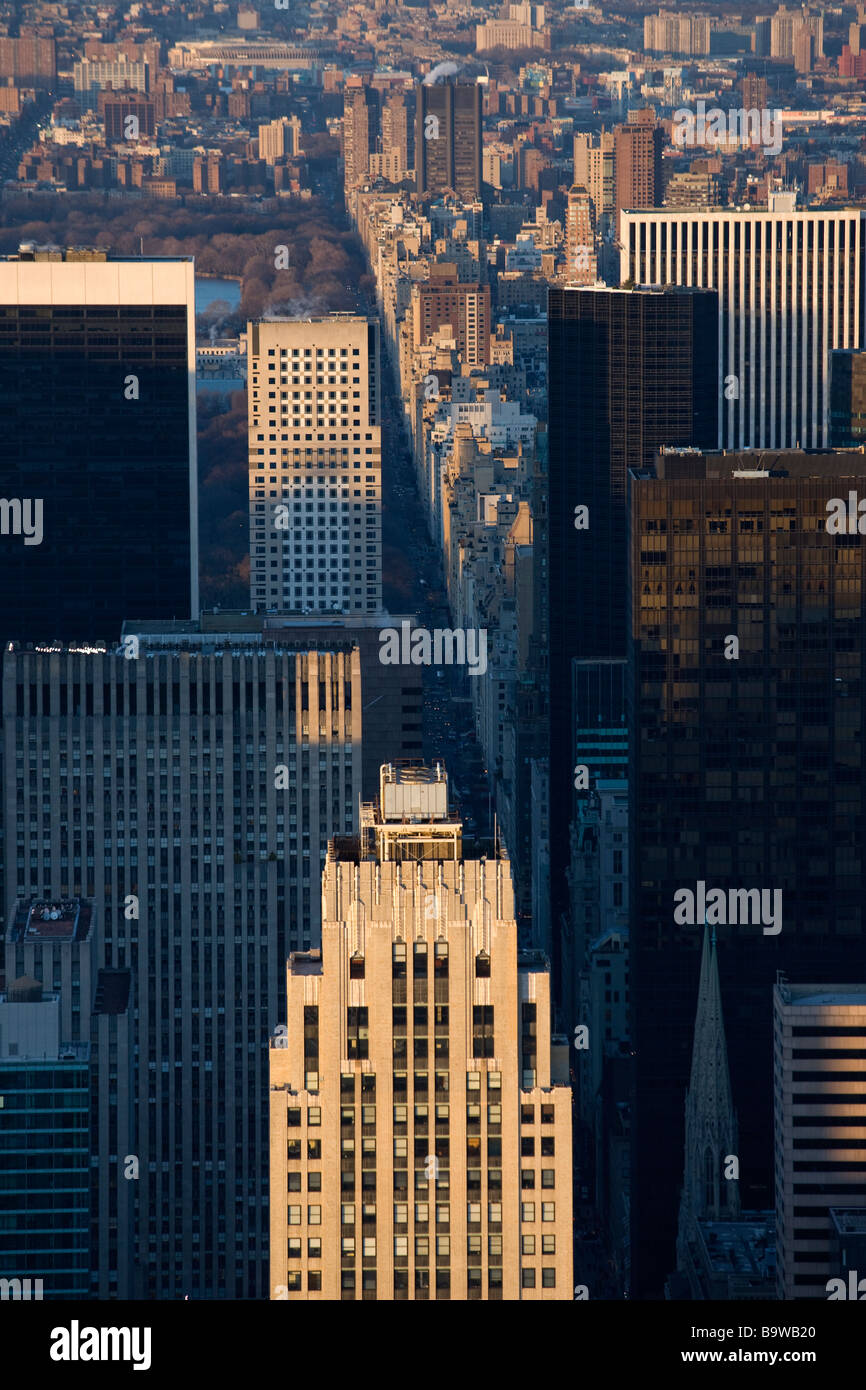 TALL BUILDINGS ON  FIFTH AVENUE MIDTOWN MANHATTAN NEW YORK CITY USA Stock Photo