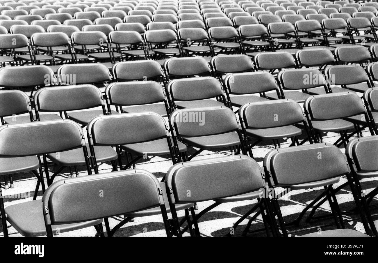 Equal seats hi-res stock photography and images - Alamy
