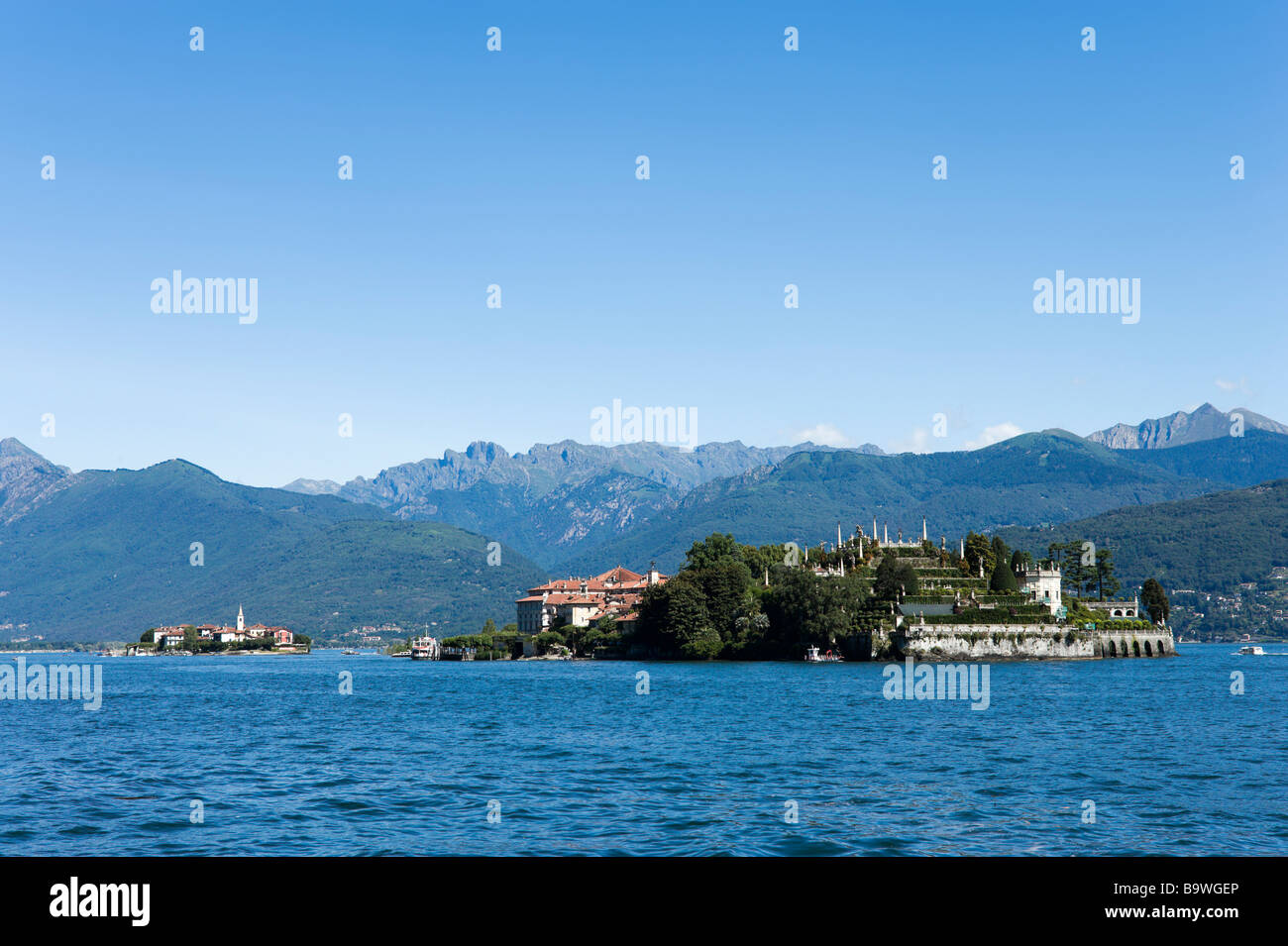 Isola Bella with Isola dei Pescatori behind, the Isole Borromee, Lake Maggiore, Italy Stock Photo
