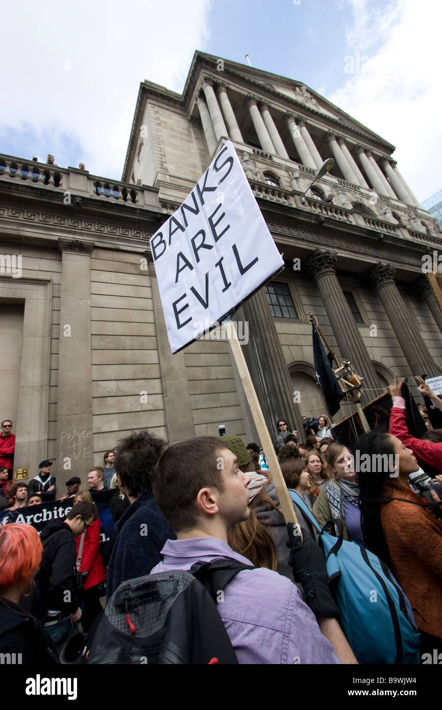 G20 demonstration London banks are evil placard outside the Bank of England, London, UK Stock Photo