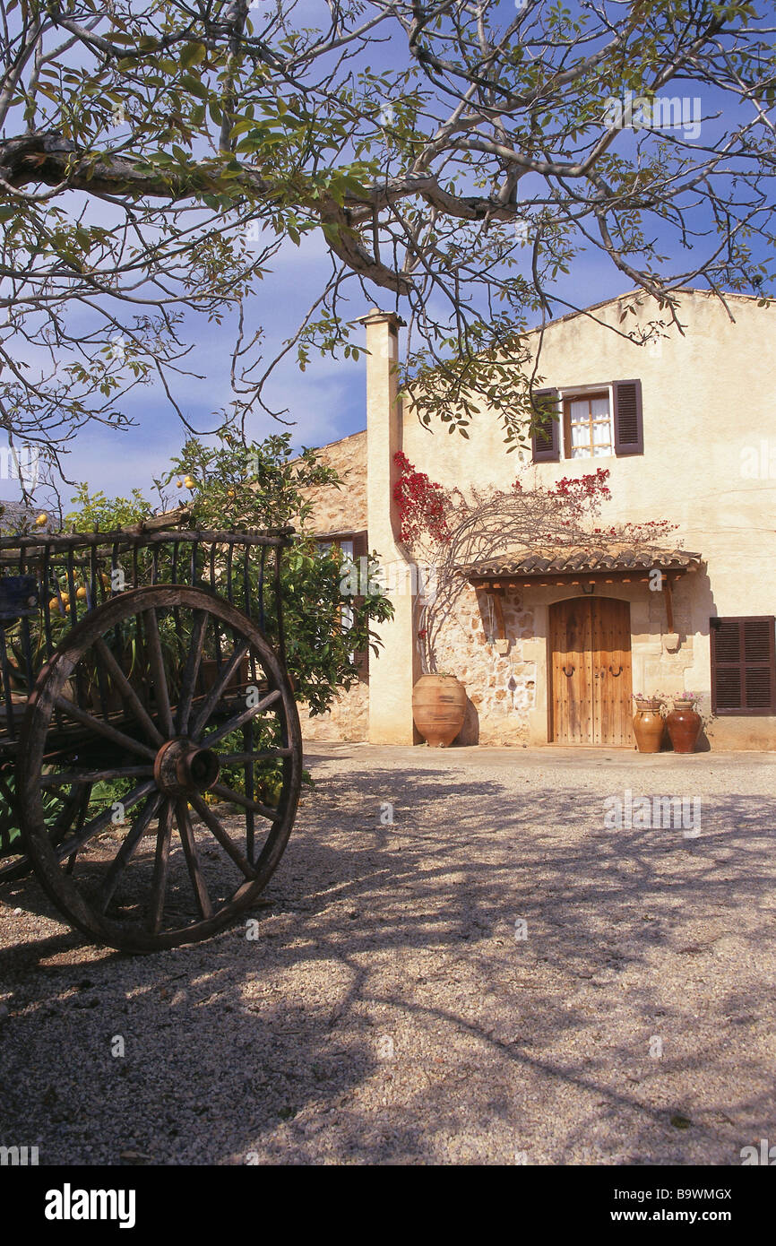 Image showcasing Old farm estates hi-res stock photography and images - Alamy