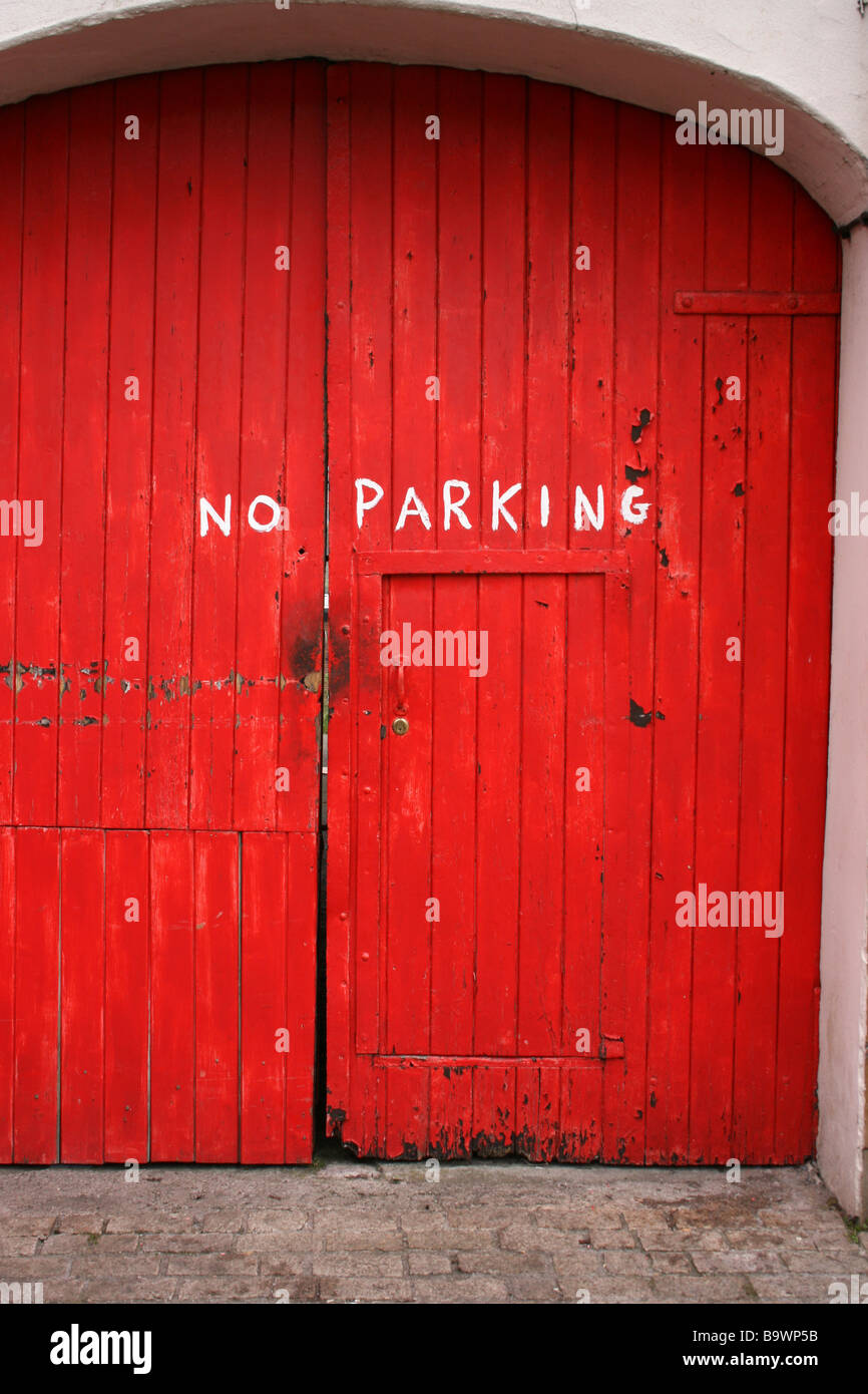 Closed gates with 'no parking' notice, Killyleagh, County Down, Northern Ireland Stock Photo