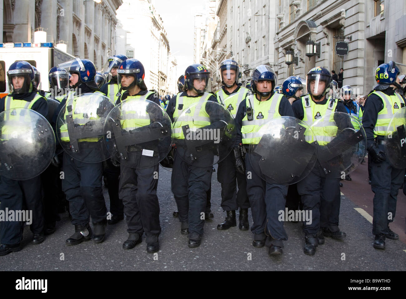 Riot Police at G20 summit protests Cornhill Street City of London UK Stock Photo