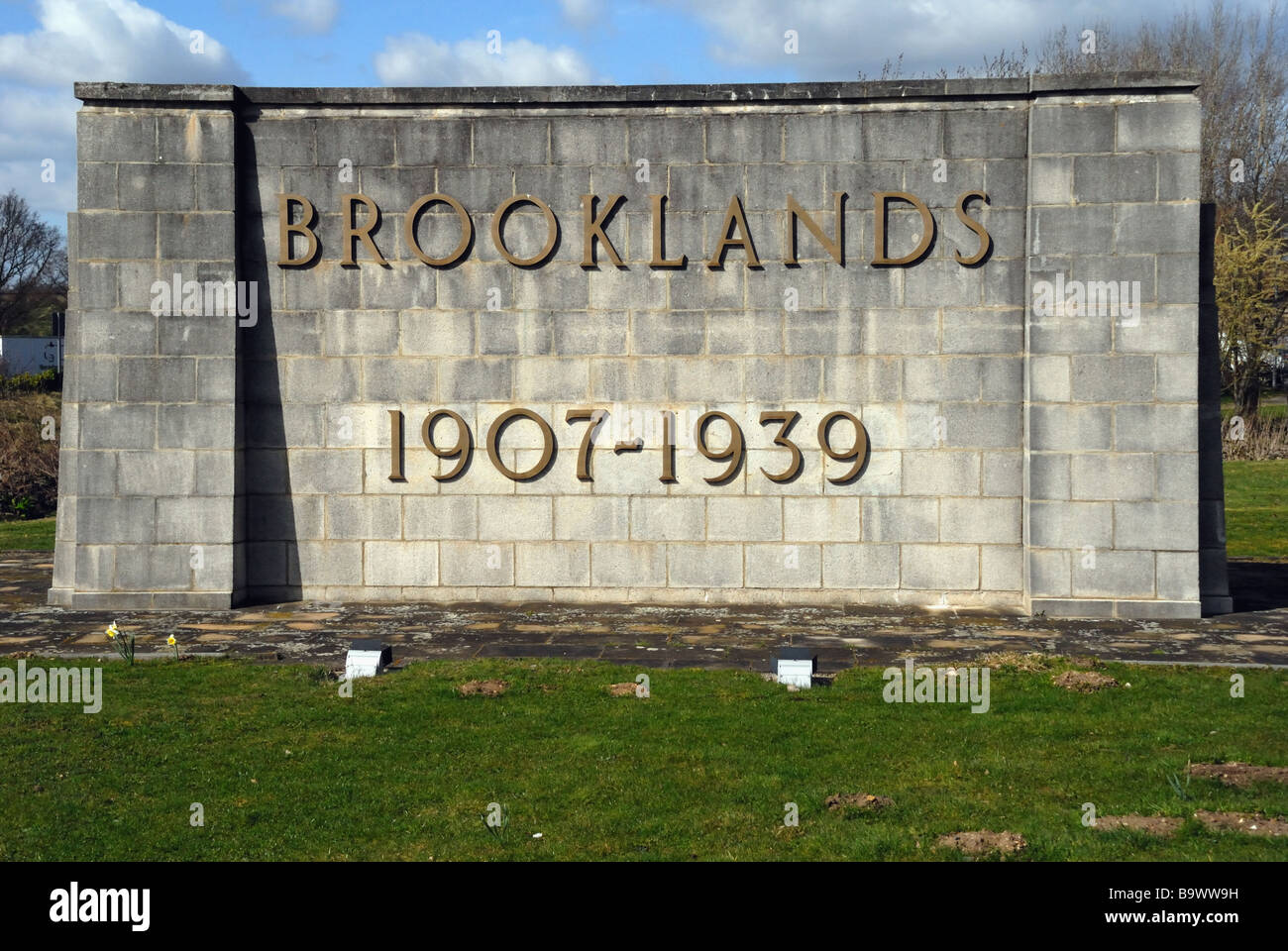 Original Brooklands 1907 1939 sign Brooklands Museum Brooklands Road Weybridge Surrey KT13 0QP Tel 01932 857381 Fax 01932 855465 Stock Photo