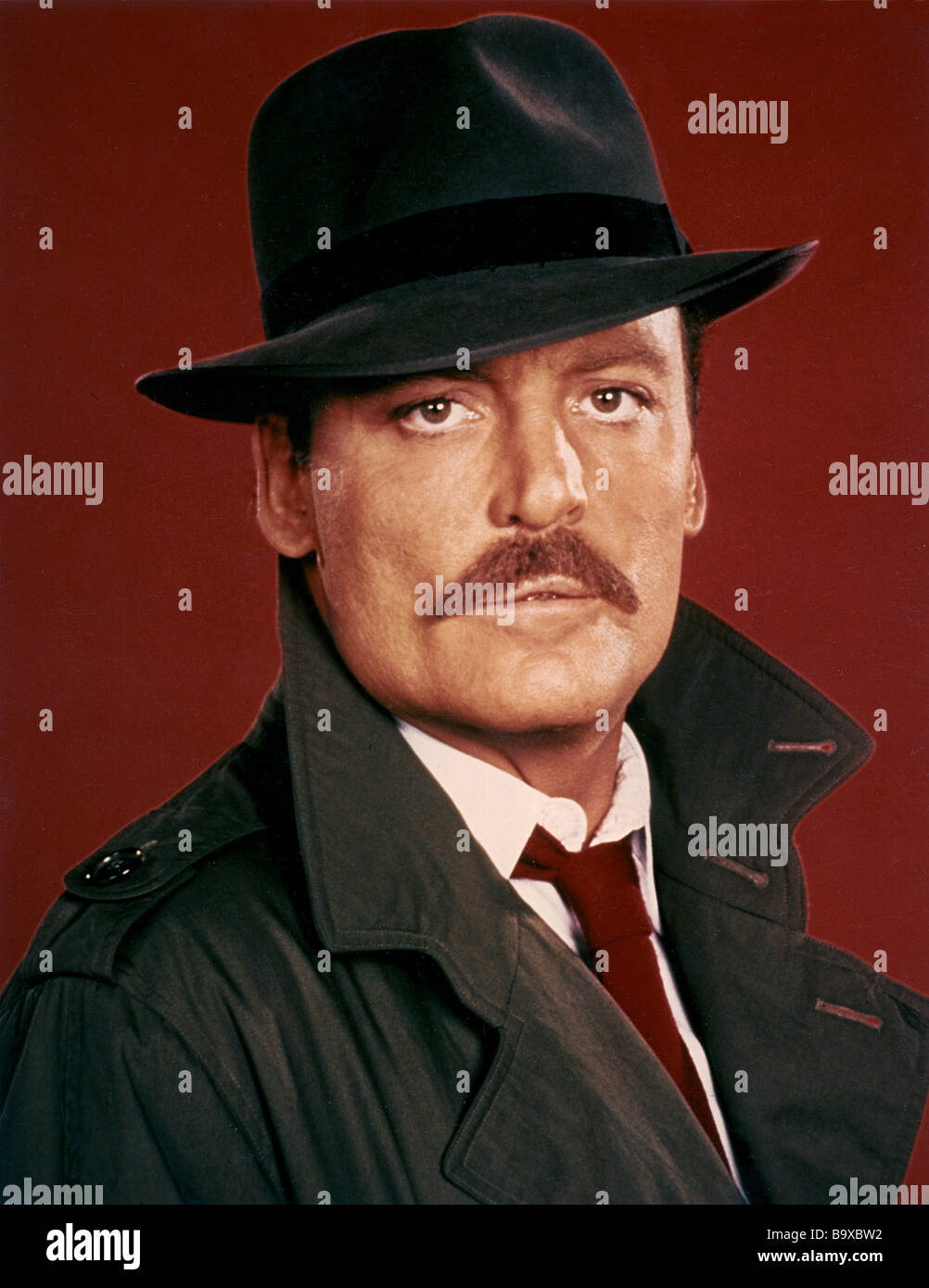 MIKE HAMMER - US TV series with Stacey Keach Stock Photo - Alamy