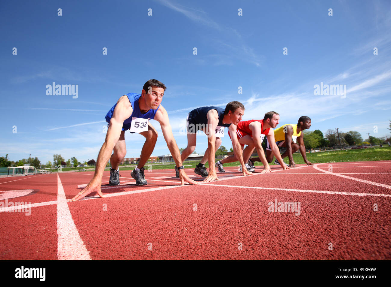 Runners starting line hires stock photography and images Alamy