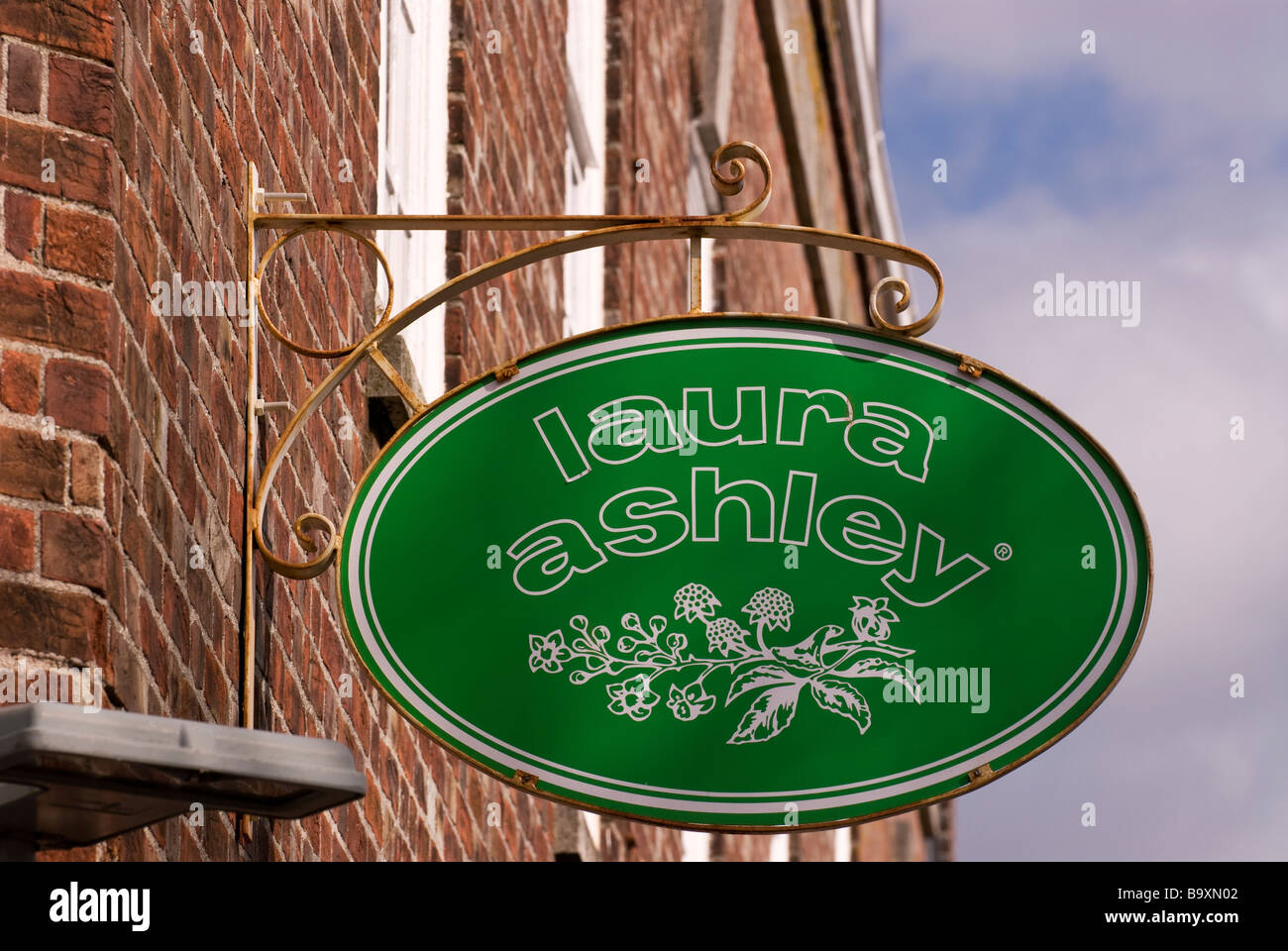 Laura ashley hires stock photography and images Alamy