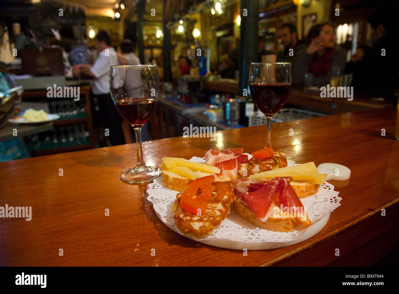 Bodegas castaneda granada hires stock photography and images Alamy