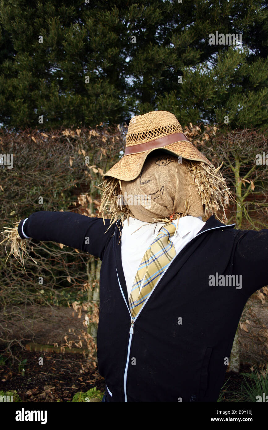 SCARECROW WITHIN THE RHS GARDEN AT HYDE HALL ESSEX Stock Photo