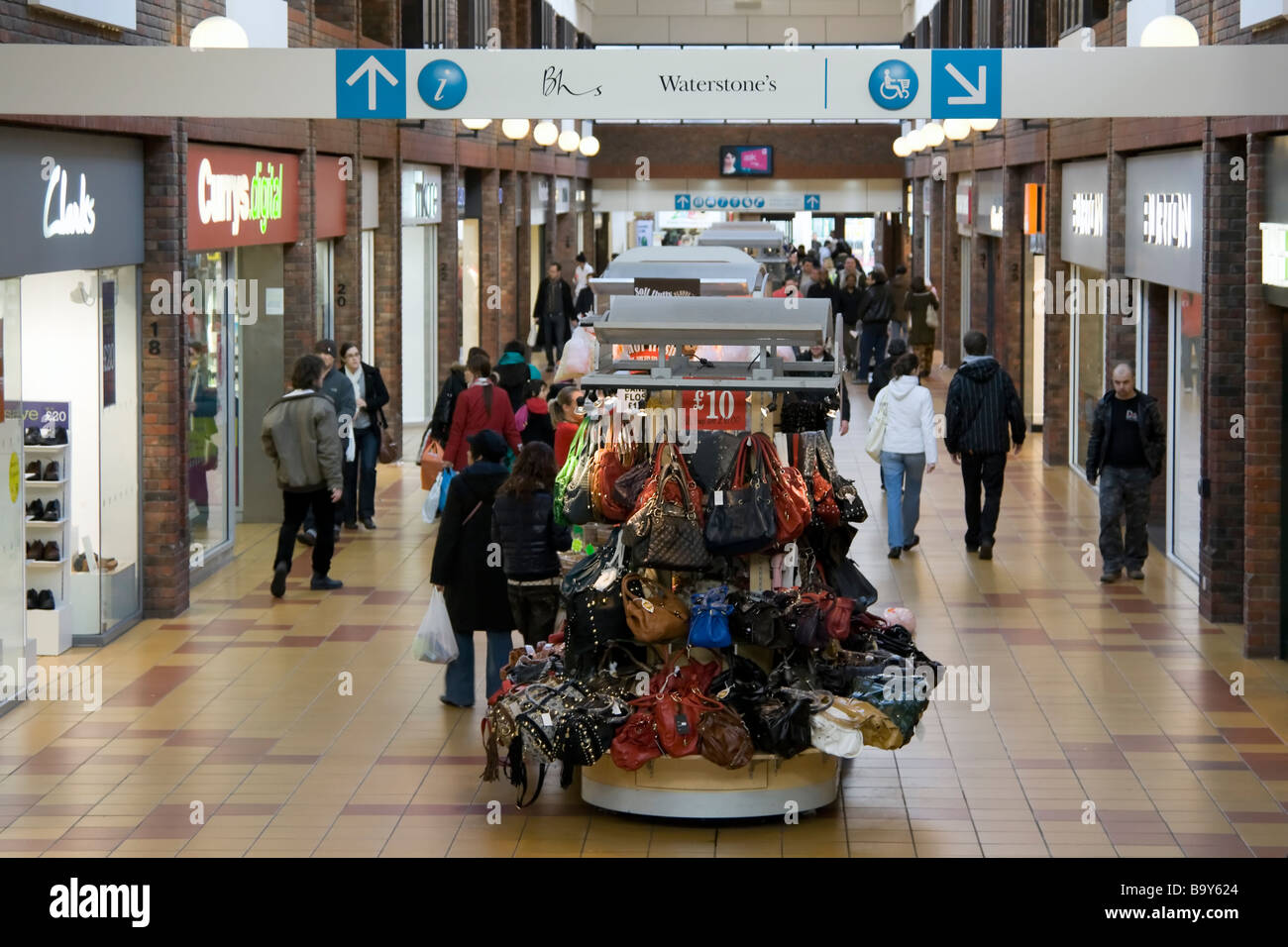 Selbourne walk shopping centre, Walthamstow, London,England Stock Photo