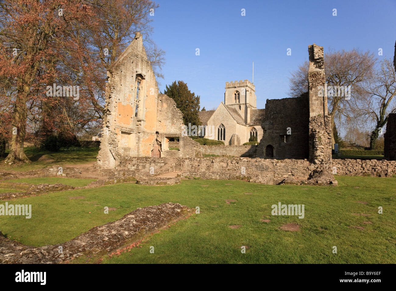 Cotswolds Oxfordshire, Minster Lovell Hall, built by Lord William Lovell in the 1440's, Last Resident was Thomas Coke Stock Photo