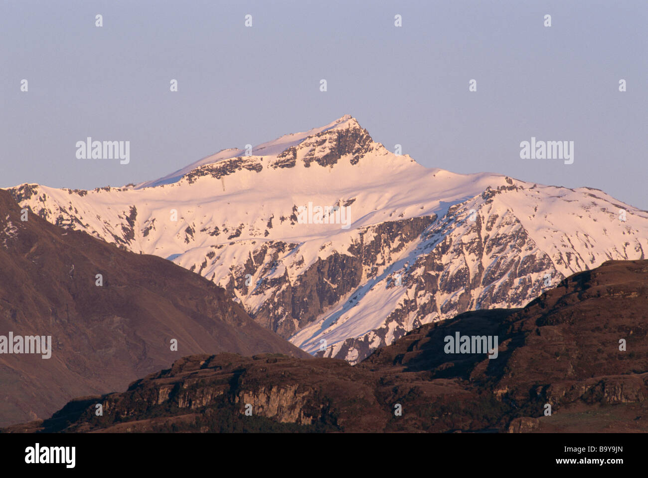 Mountain hi-res stock photography and images - Alamy