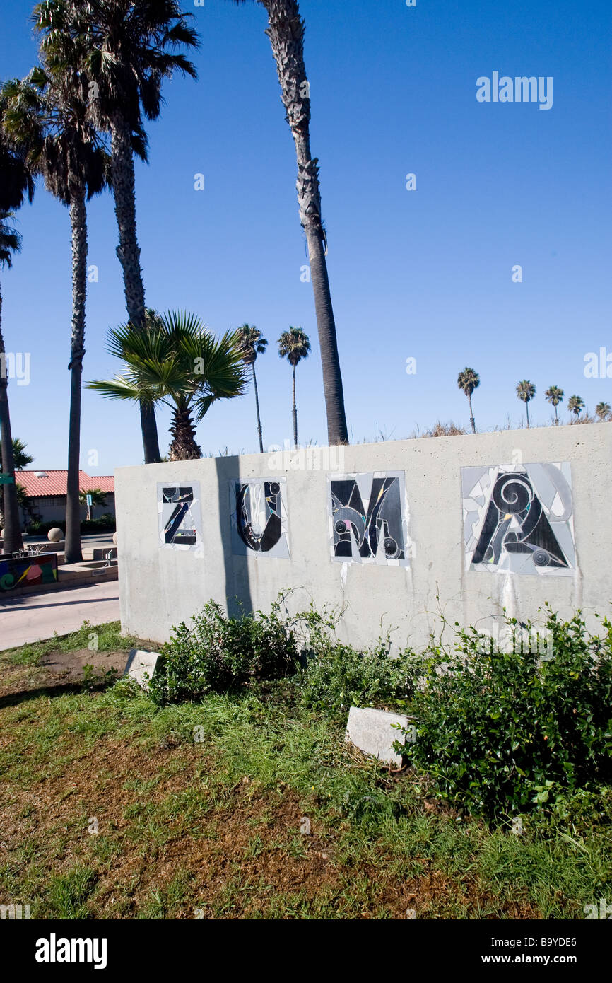 Zuma beach hires stock photography and images Alamy