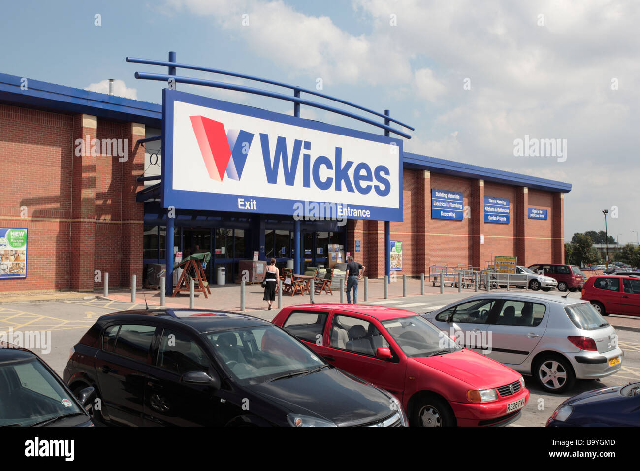 Wickes store front hires stock photography and images Alamy