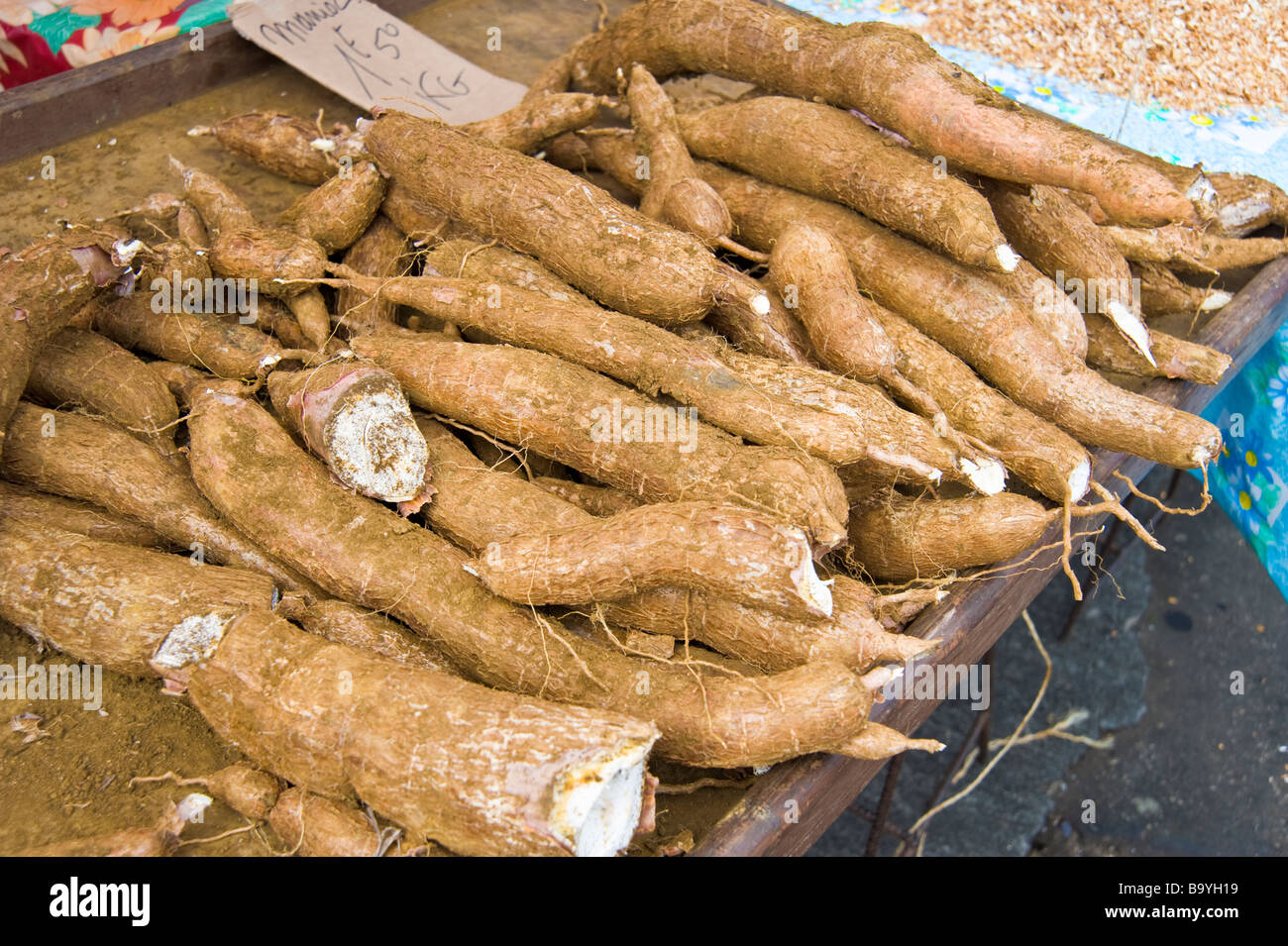 Manioc roots (Manihot esculenta) food market La Réunion France Maniok