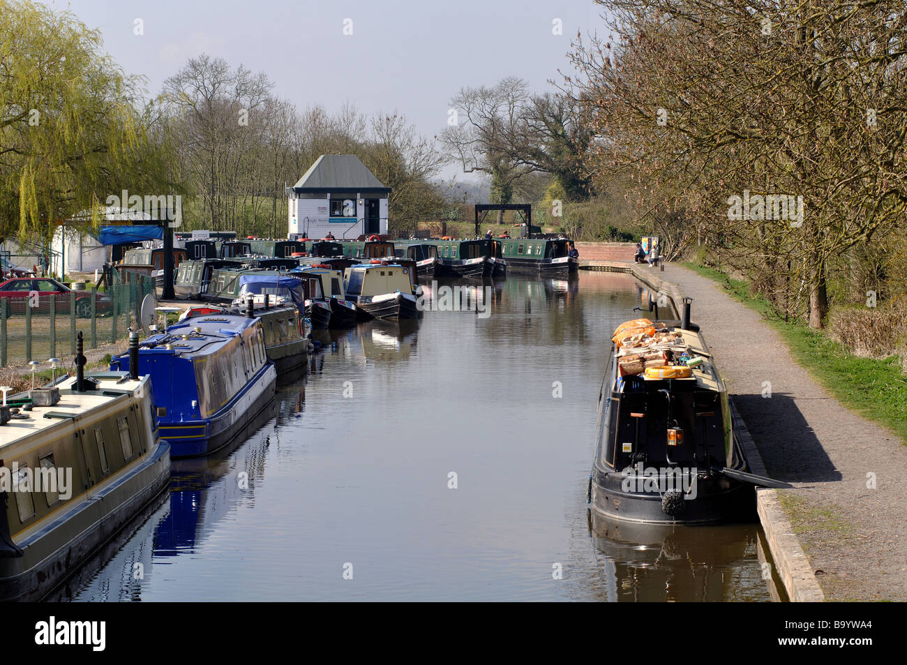 Stratford-upon-Avon Canal at Wootton Wawen, Warwickshire, England, UK Stock Photo