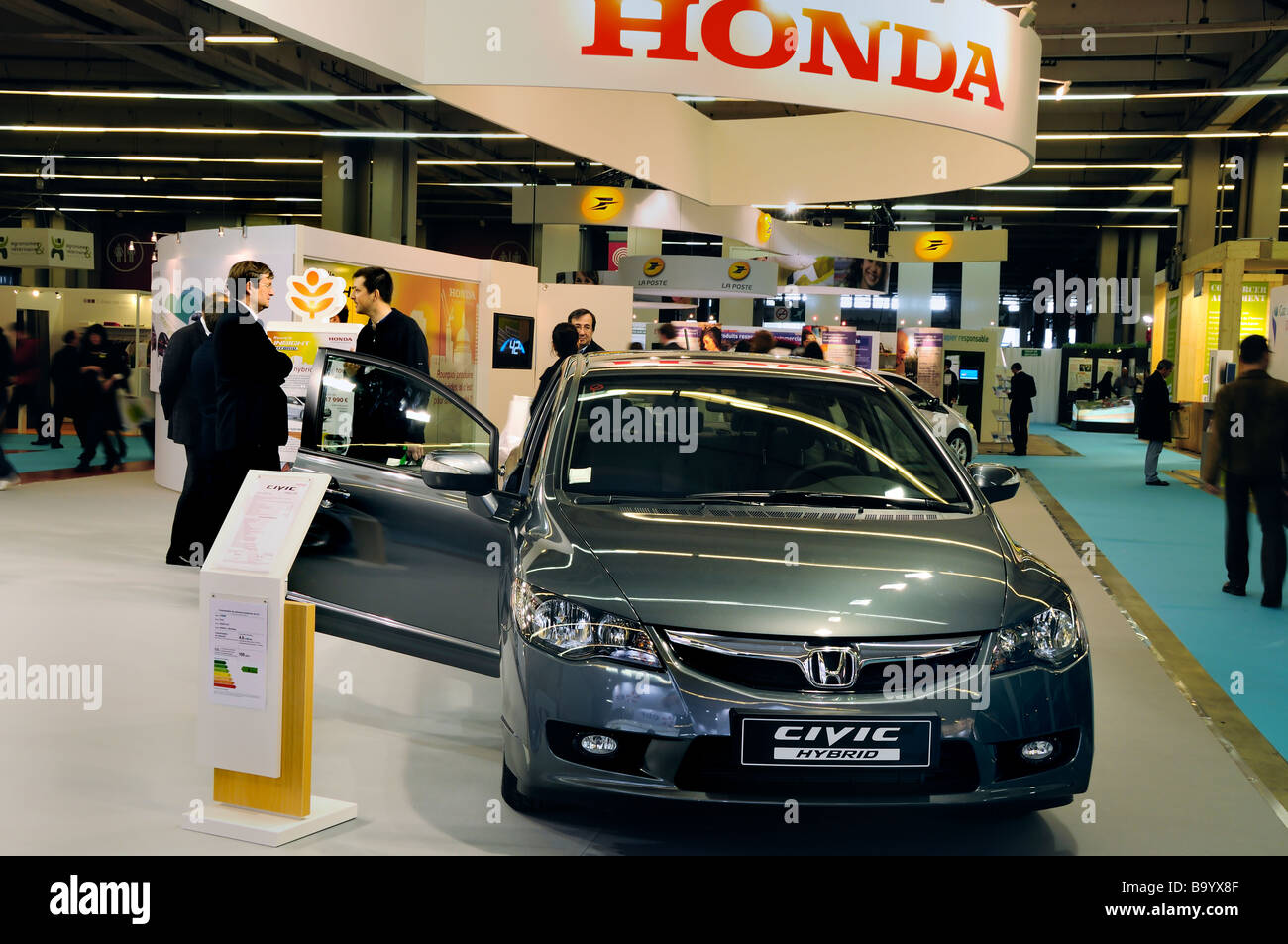 Paris France Businessmen Meeting Honda Car Company Sustainability Trade Show Salon Durable Civic Hybrid 2009