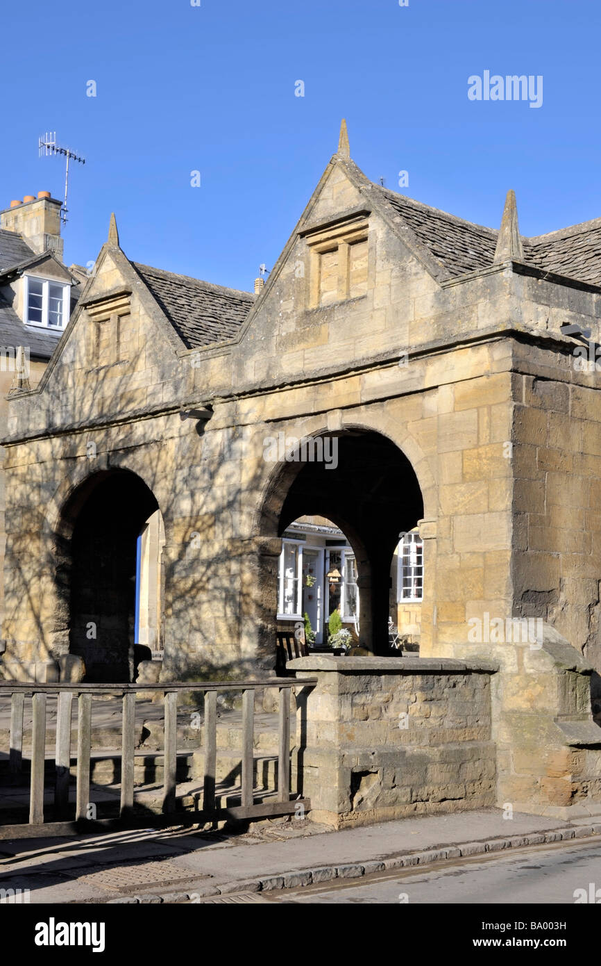 market hall chipping campden high street cotswolds gloucestershire