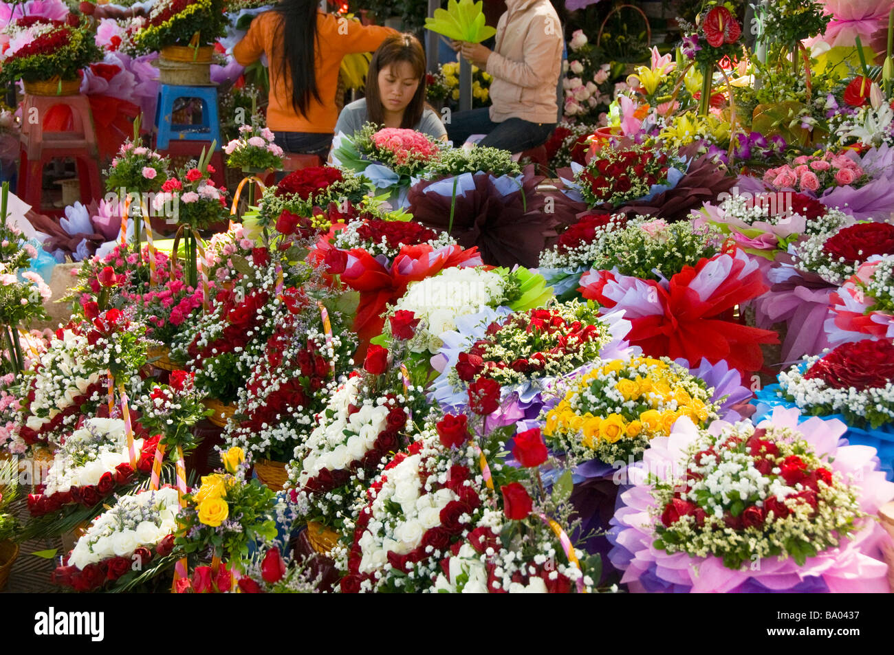 flower vendor in Hanoi Vietnam Stock Photo Alamy