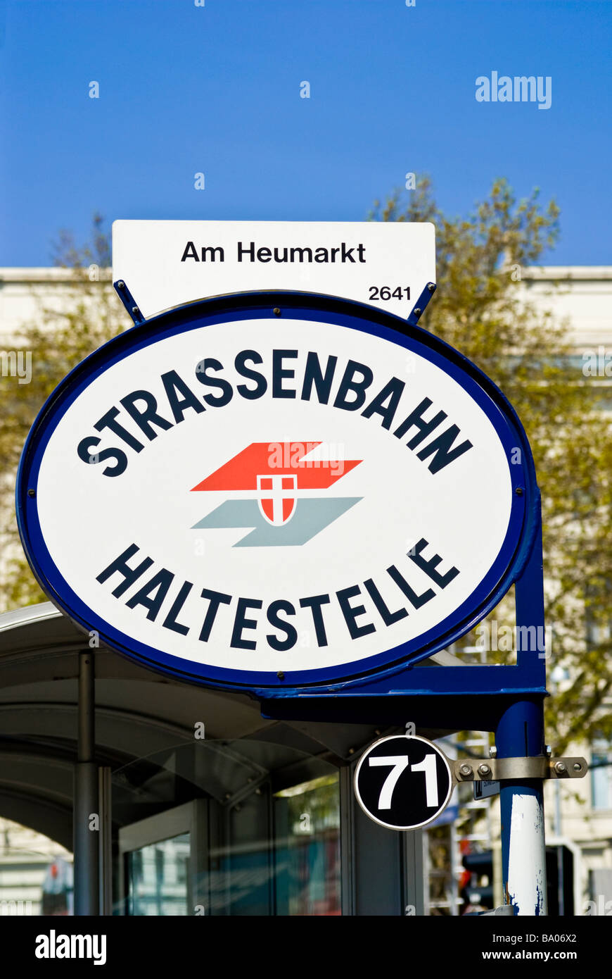 Vienna, Austria. Tram stop 'Strassenbahn Haltestelle' Am Heumarkt Stock Photo