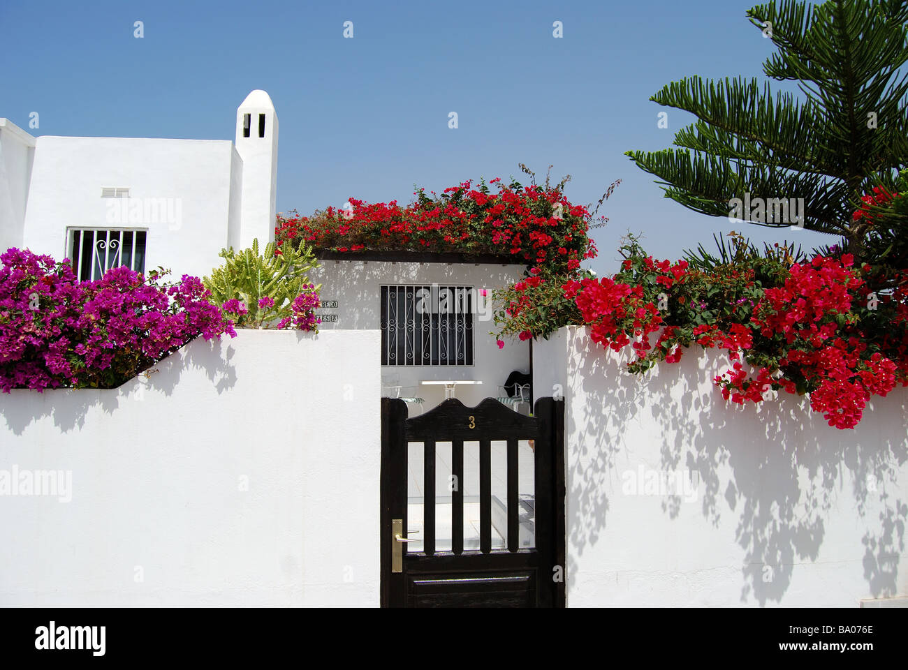 Whitewashed villa, Puerto del Carmen, Lanzarote, Canary Islands, Spain Stock Photo