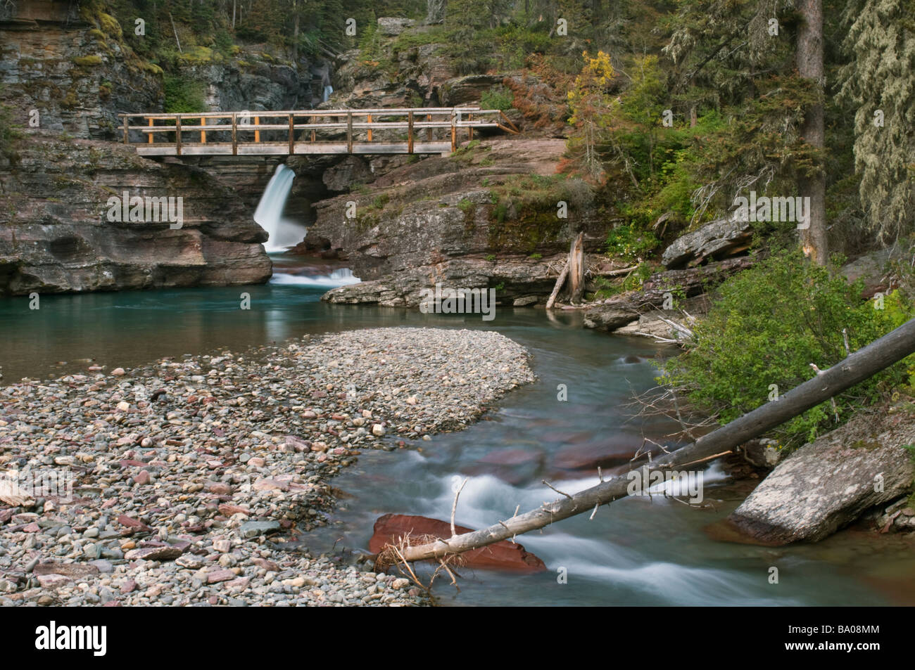St mary falls falls trail hi-res stock photography and images - Alamy
