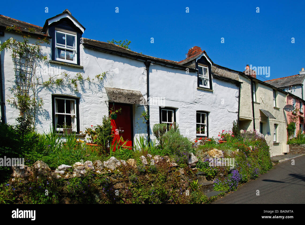 a charming cottage in the village of egloshayle near wadebridge