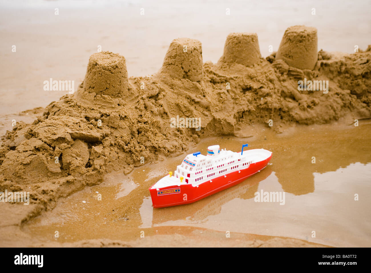 toy cruise ships that float
