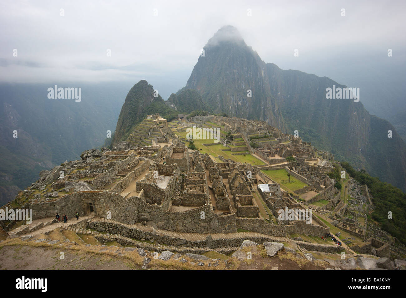 Machu picchu sunrise hi-res stock photography and images - Alamy