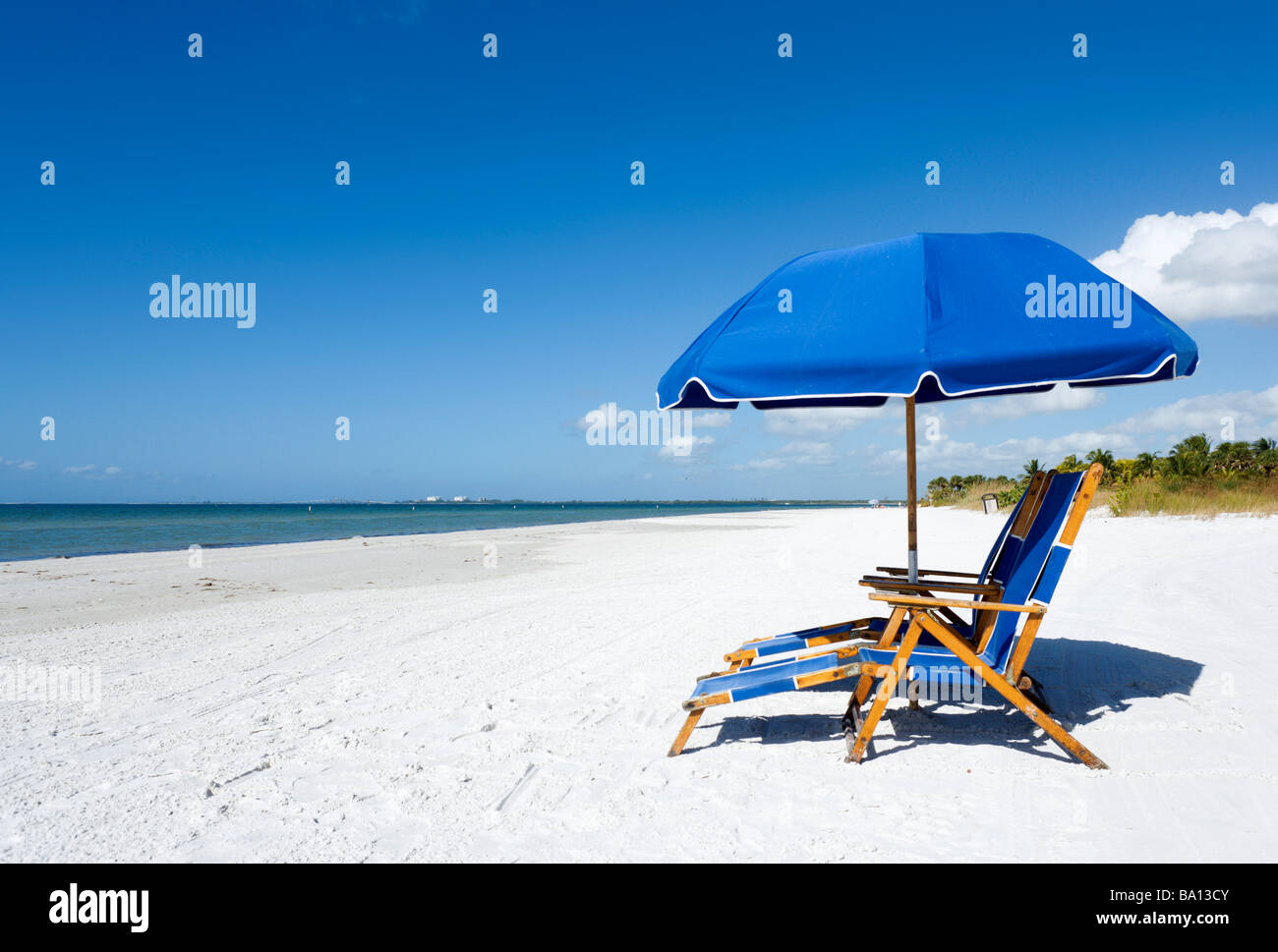 Fort Myers Beach near Pink Shell Beach Resort and Bowditch Point Park, Gulf Coast, Florida, USA Stock Photo
