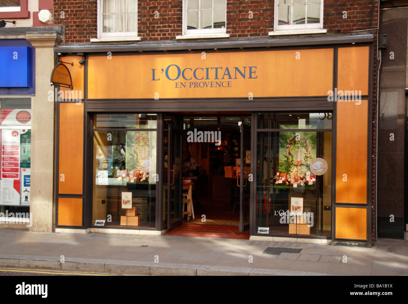 The shop front of the L'Occitane beauty products in Richmond, Surrey, UK. Mar 2009 Stock Photo