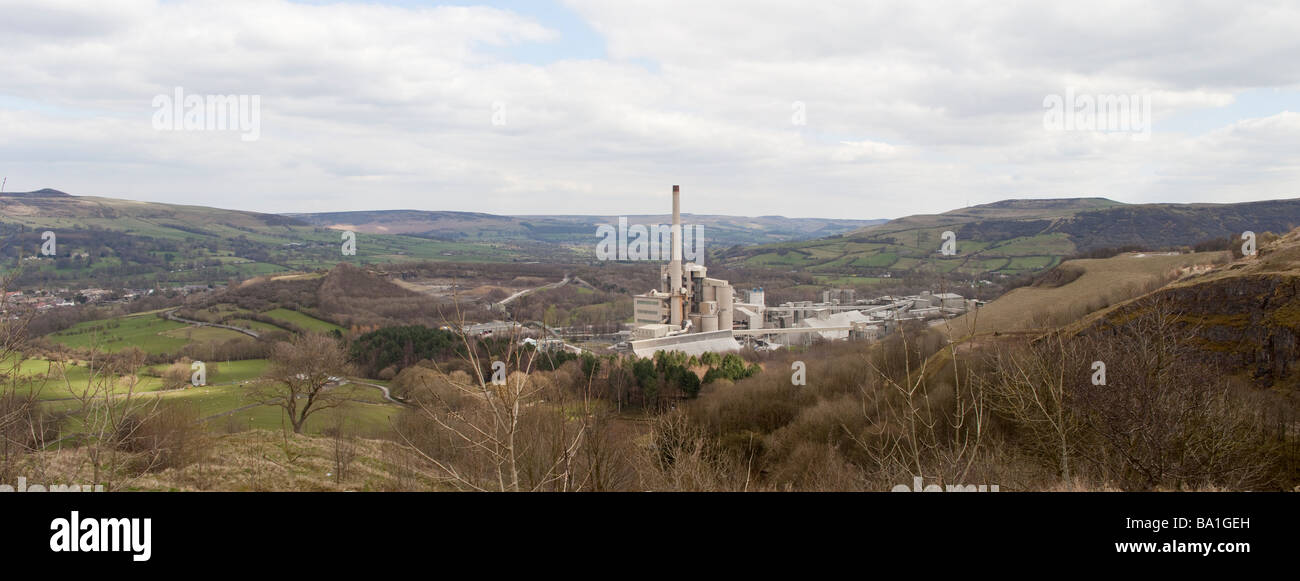 Bradwell cement works nestling in the beautiful hope valley Stock Photo
