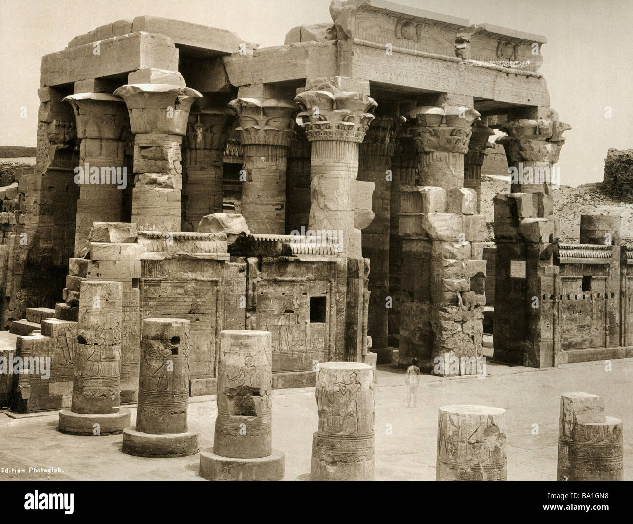 geography / travel, Egypt, Kom Ombo, temple of gods Sobek and Haroeris, hypostyle hall, view, Edition Photoglob, circa 1890, Stock Photo