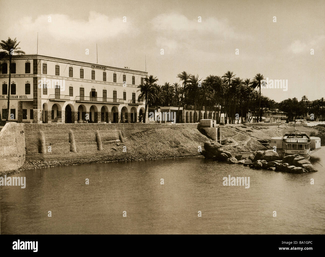 geography / travel, Egypt, Aswan, Corniche with Assouan Hotel, Edition Photoglob, circa 1890, Stock Photo