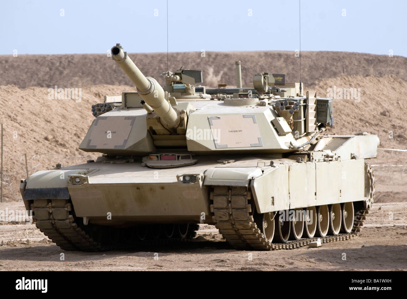 M1 abrams tank hi-res stock photography and images - Alamy