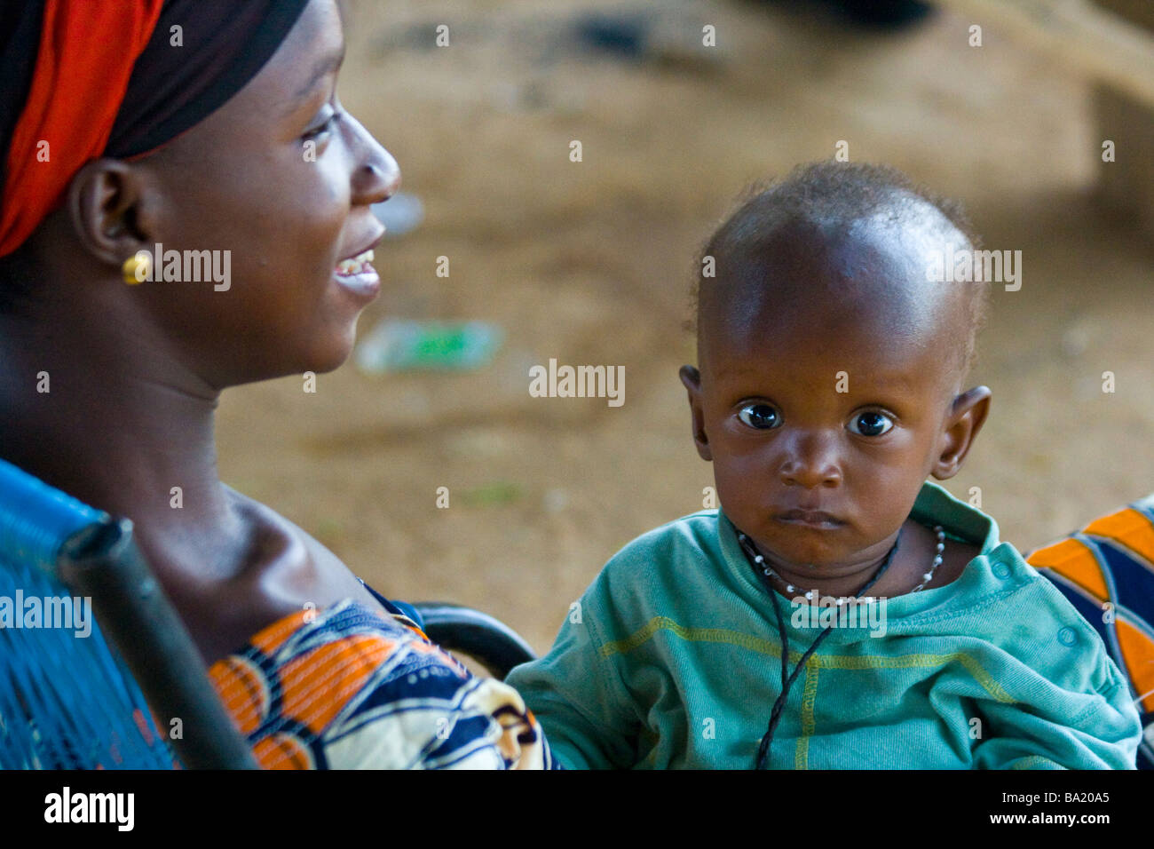 Mother and Baby in Segou Mali West Africa Stock Photo - Alamy