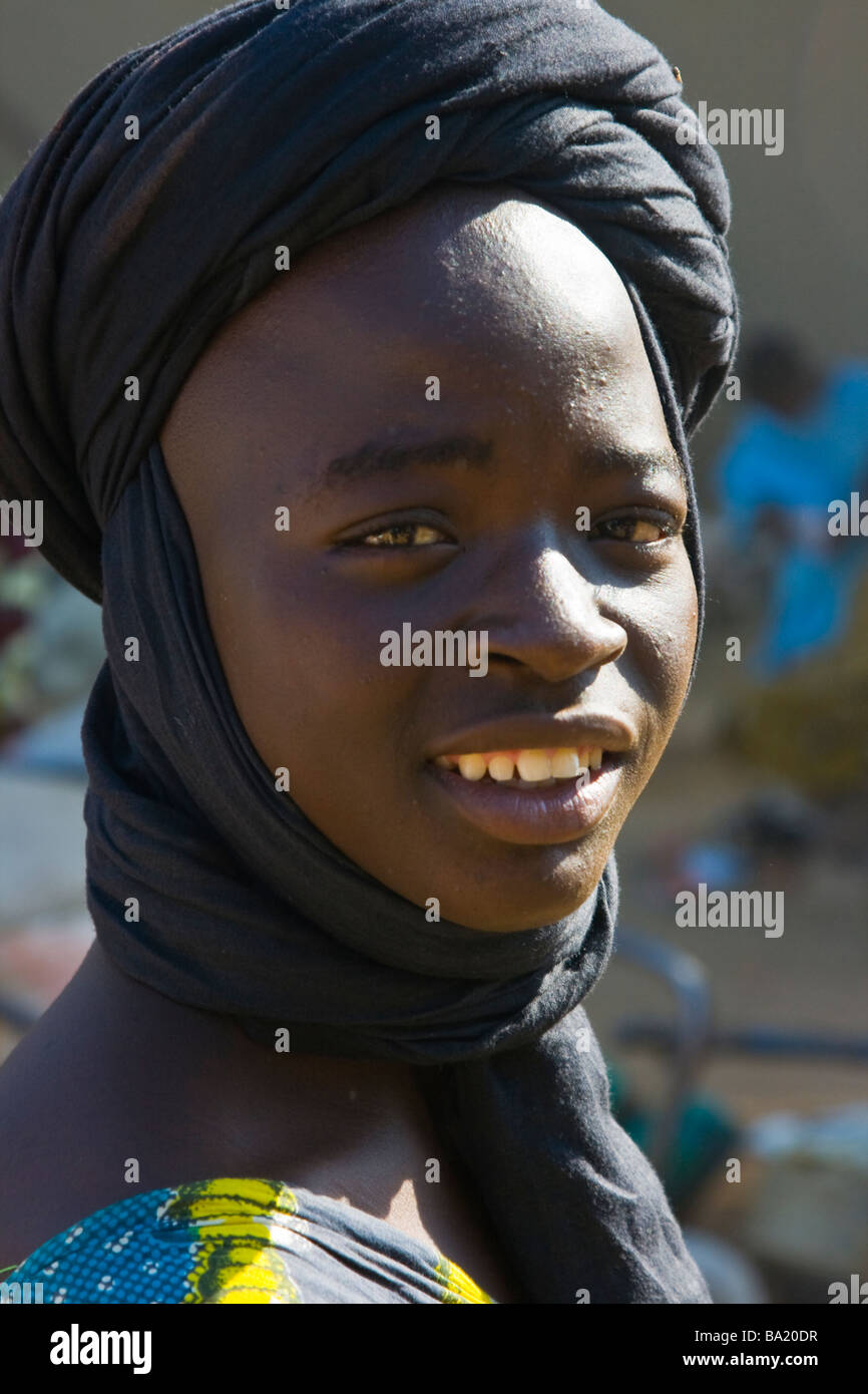 Mali teenager person portrait hi-res stock photography and images - Alamy