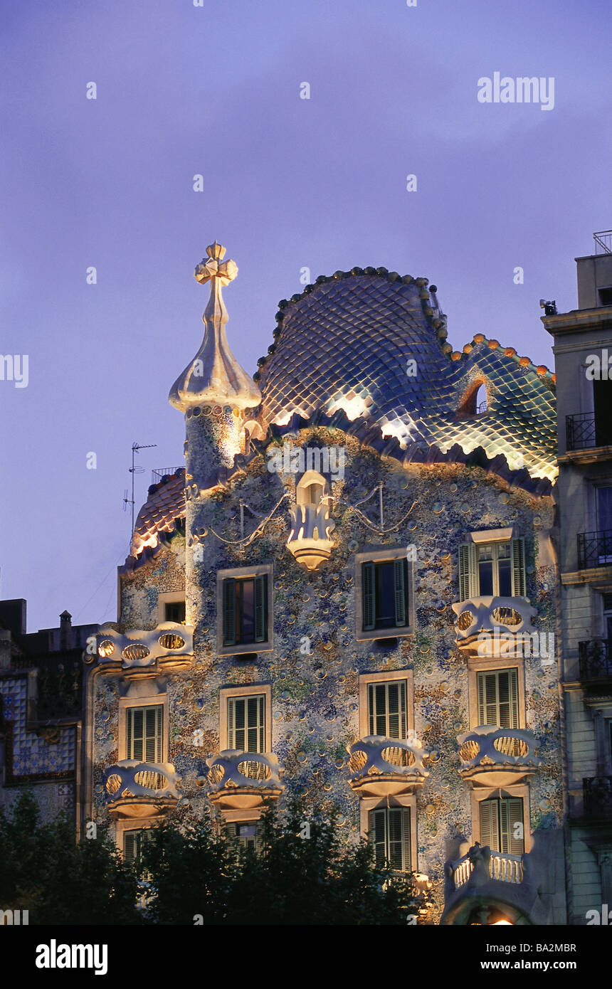 Gaudi Haus Stock Photos Gaudi Haus Stock Images Alamy