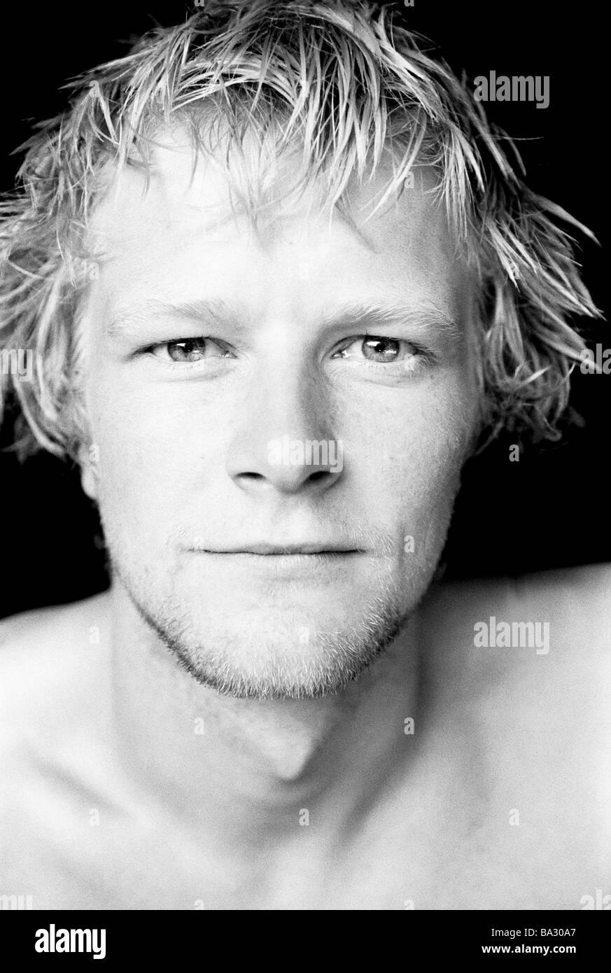 Climbers Hugo Hermansen portrait s/w broached personality-rights series ...