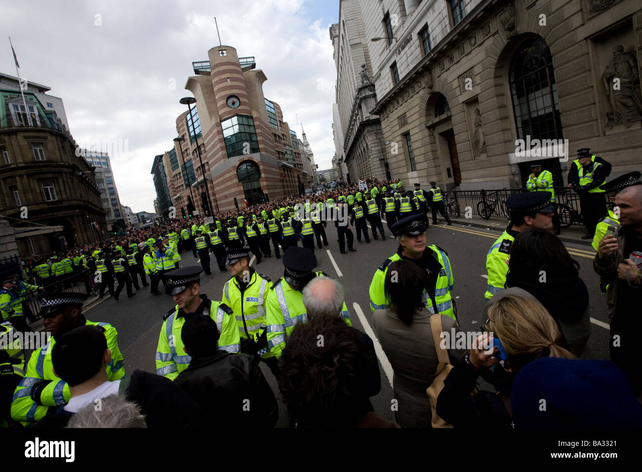 Police in formation described as the 'kettle' during G20 protests at Bank of England, London Stock Photo