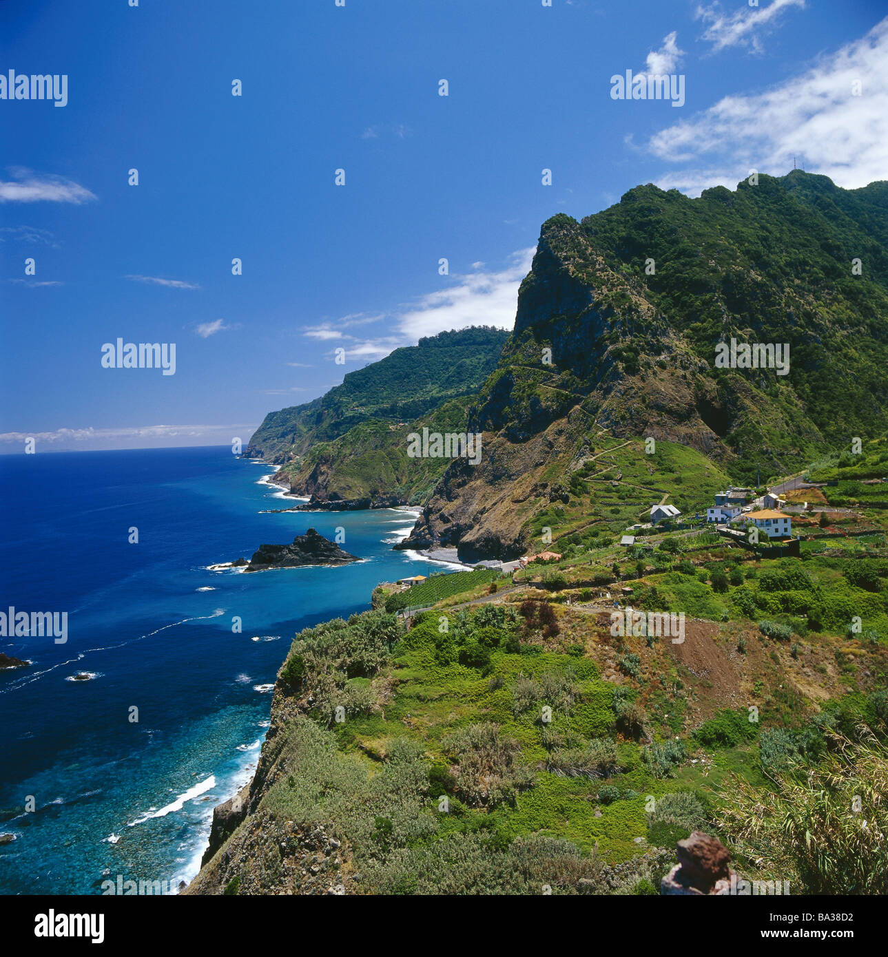 Portugal island Madeira Seixal rockcoast houses sea Europe island