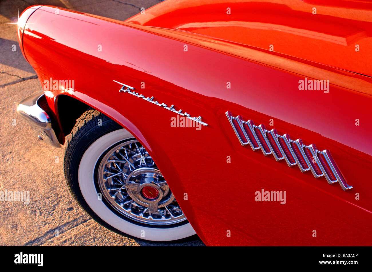 1957 red ford thunderbird hi-res stock photography and images - Alamy