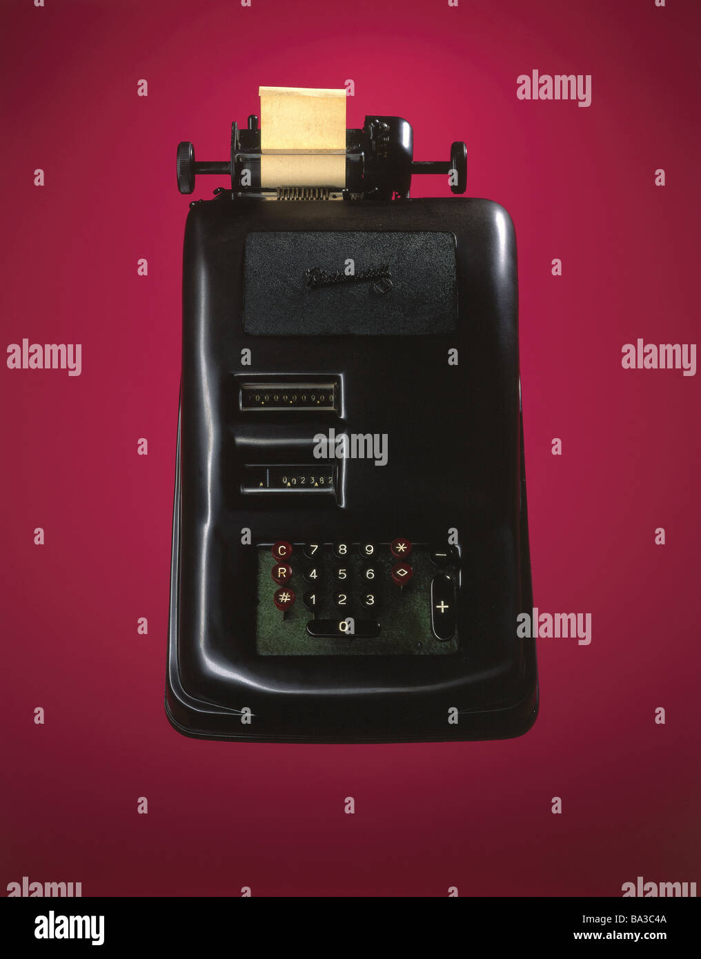 Desktop computers paper-role nostalgia office-articles office-appliance calculator rake-machine calculation settlement bill Stock Photo
