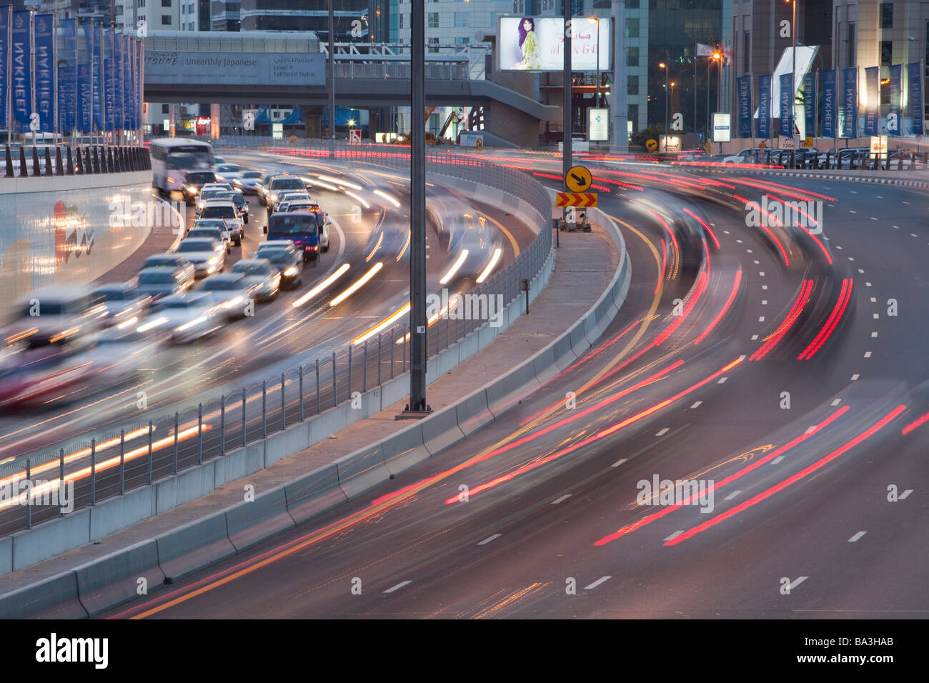 Cars in the evening rush hour in Dubai City in the Middle East Stock Photo