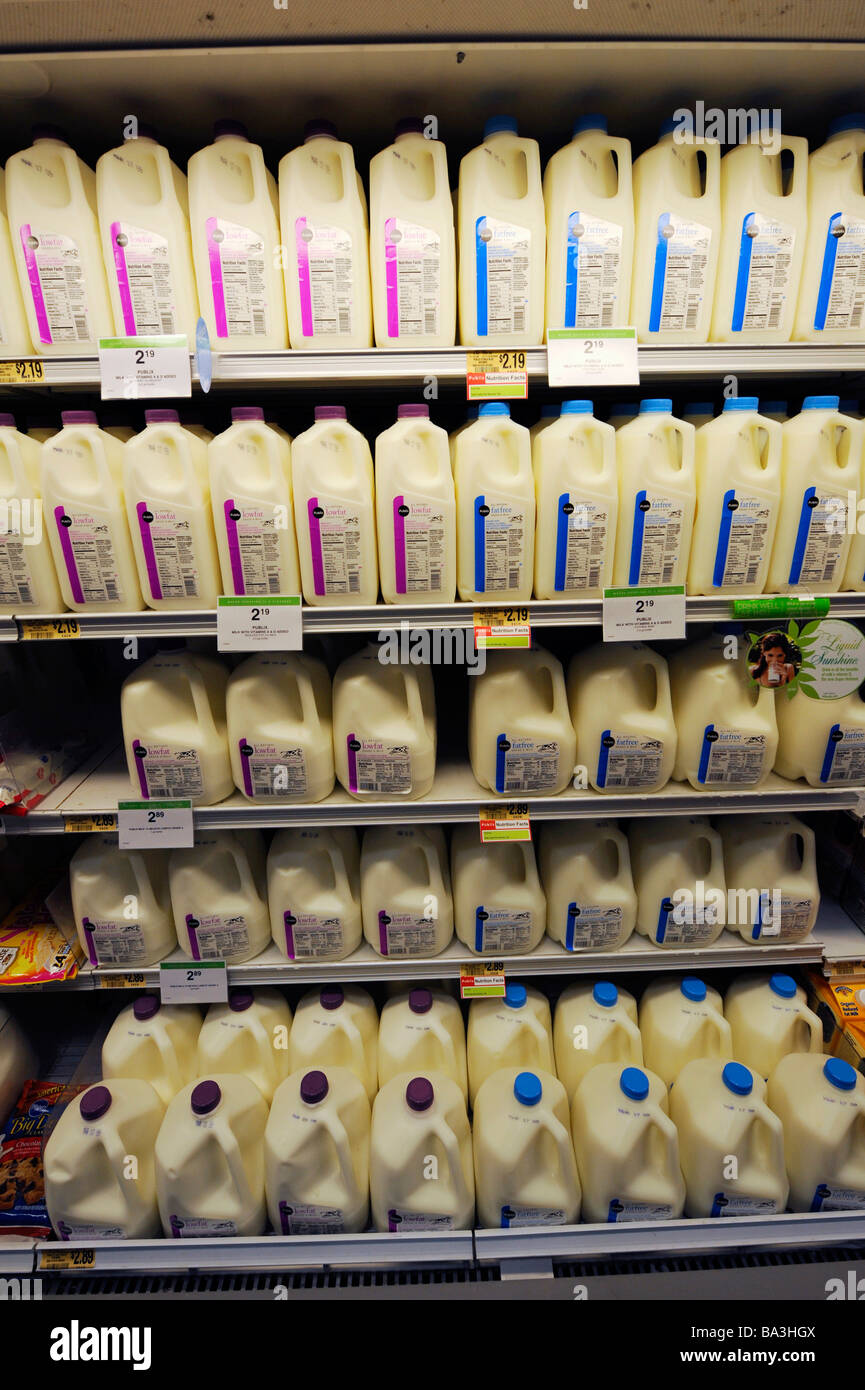 Quart bottle hires stock photography and images Alamy