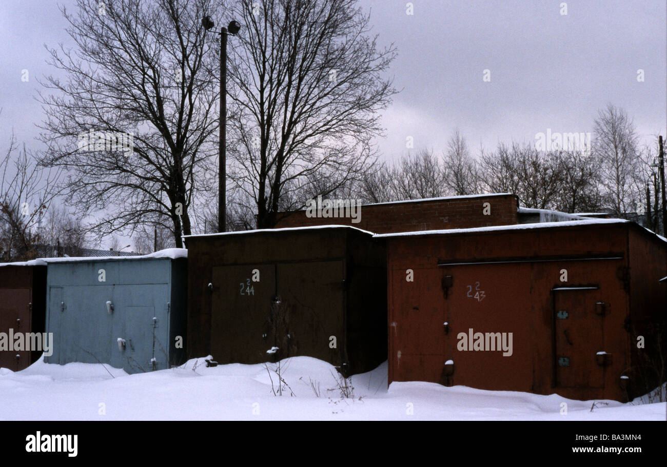 Grey sheds hi-res stock photography and images - Alamy