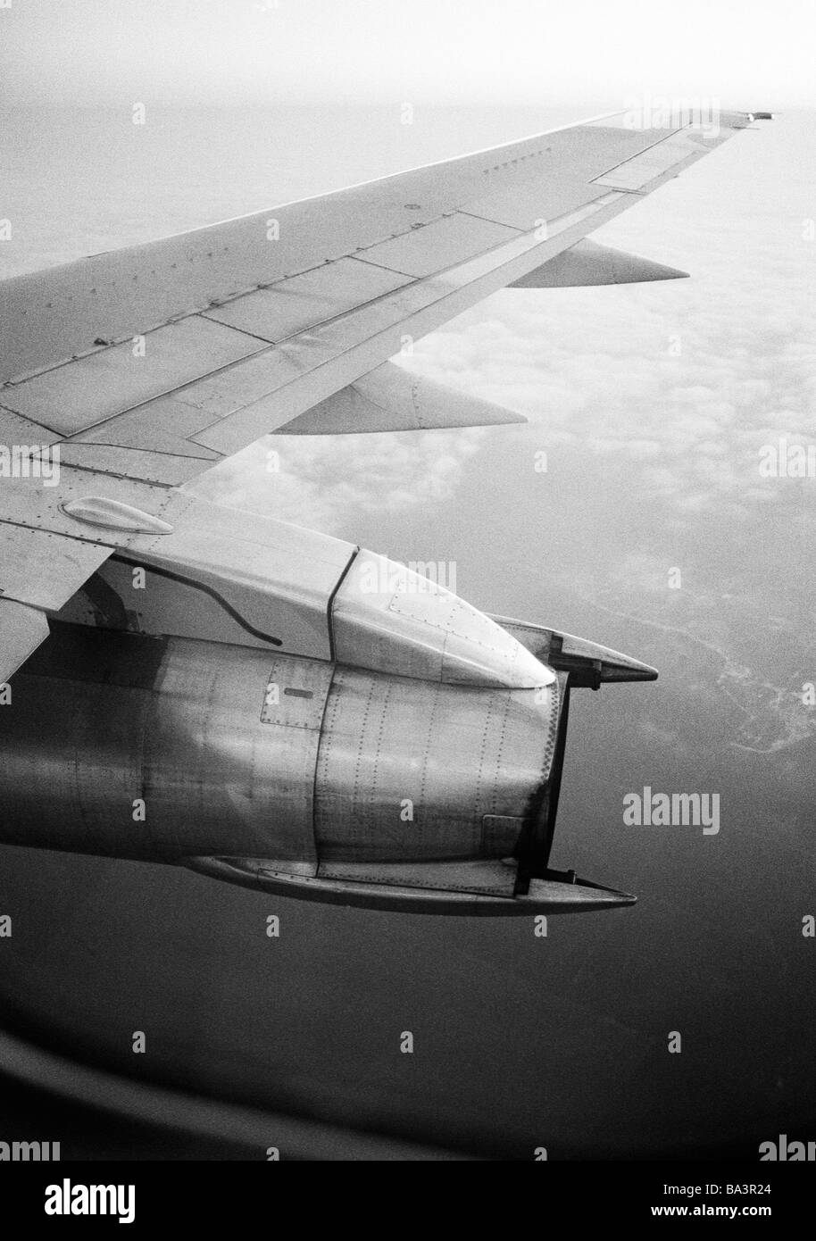 Airfoil airplane Black and White Stock Photos & Images - Alamy