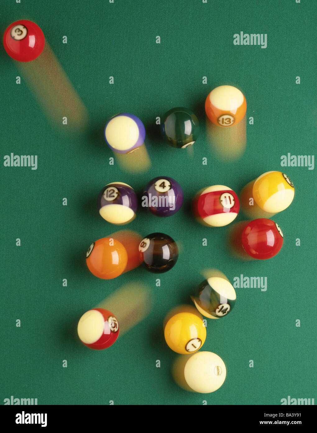 Billiard table from perspective hi-res stock photography and images - Alamy